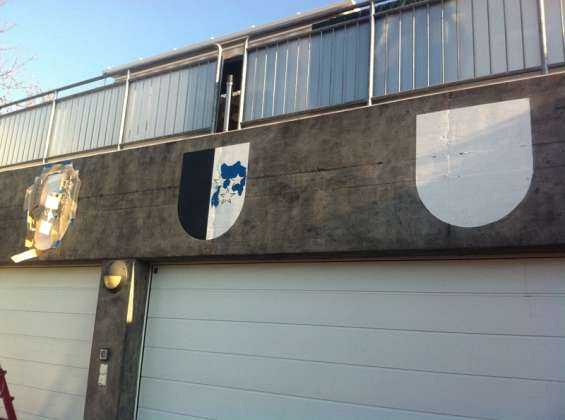 Maler Fleig AG - Maler Aargau - Maler Rheinfelden - Maler Hellikon - Lasuren - Gipserarbeiten - Fassaden - Garagentor - Gerüstbau - Beschriftungen - Schimmelsanierungen - Giessharz - Bodenbeschichtungen - Borkenkäferbekämpfung - Bitumenanstrich - Brandabschottungen - Farbkonzept durch Fotomontage - Maler und Gipser Verband - Maler Lehrbetrieb - Malerbetrieb Schweiz